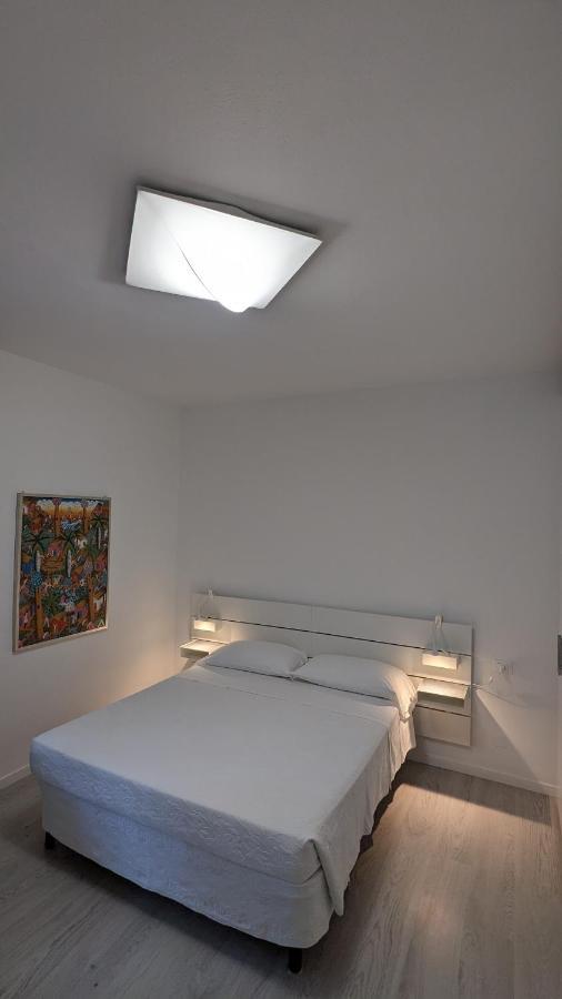 Splash House Tirrenia Extérieur photo